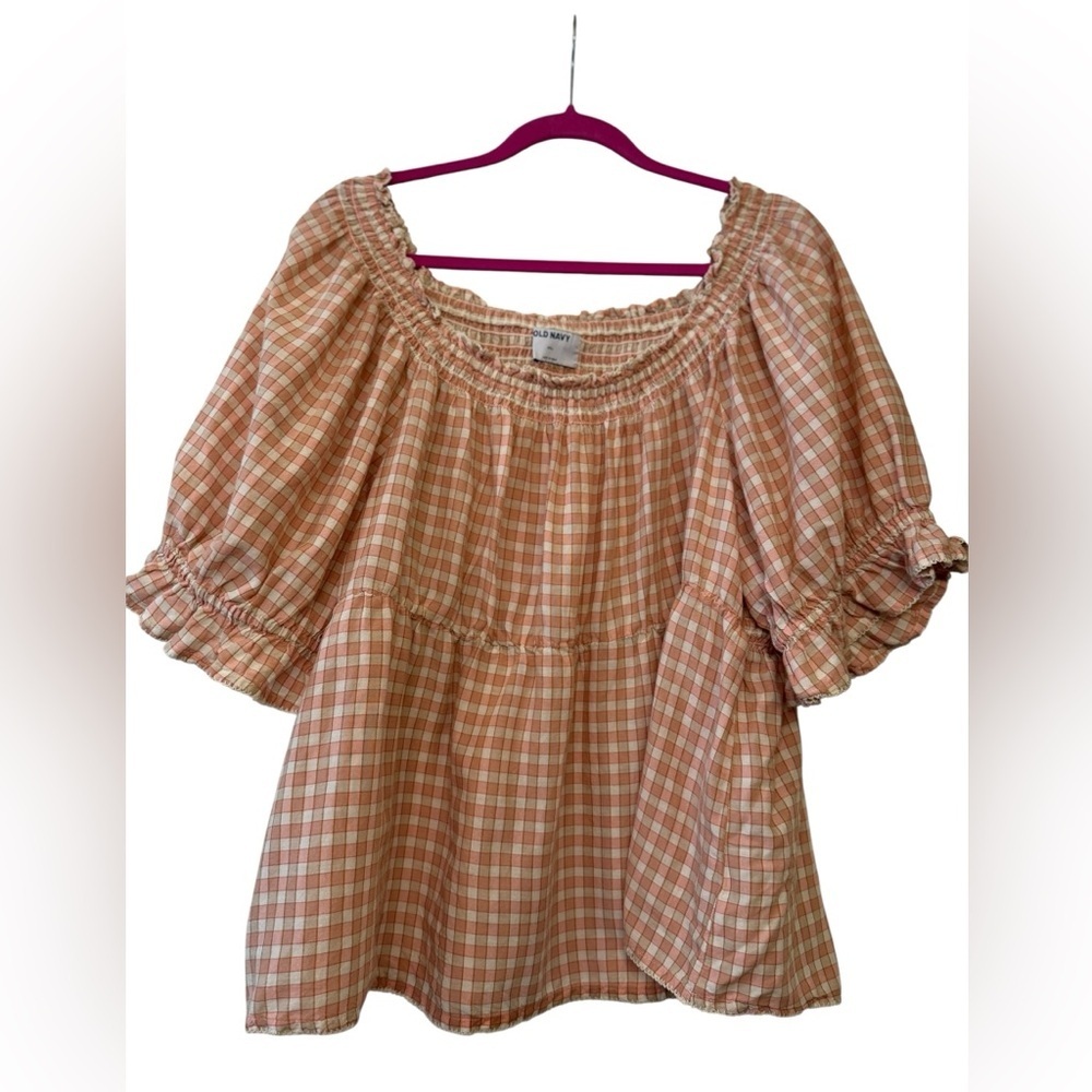 Old Navy Smocked Puff Sleeve Babydoll Top - Picture 4 of 10
